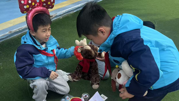 【山东平邑】实验小学文化路校区“小市场”助力“大成长”(图2) 【山东平邑】实验小学文化路校区“小市场”助力“大成长”(图2)