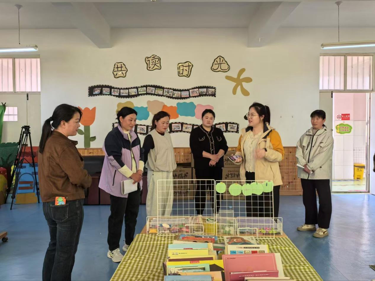 平邑县丰阳镇中心幼儿园开展家委会暨膳委会活动(图3) 平邑县丰阳镇中心幼儿园开展家委会暨膳委会活动(图3)