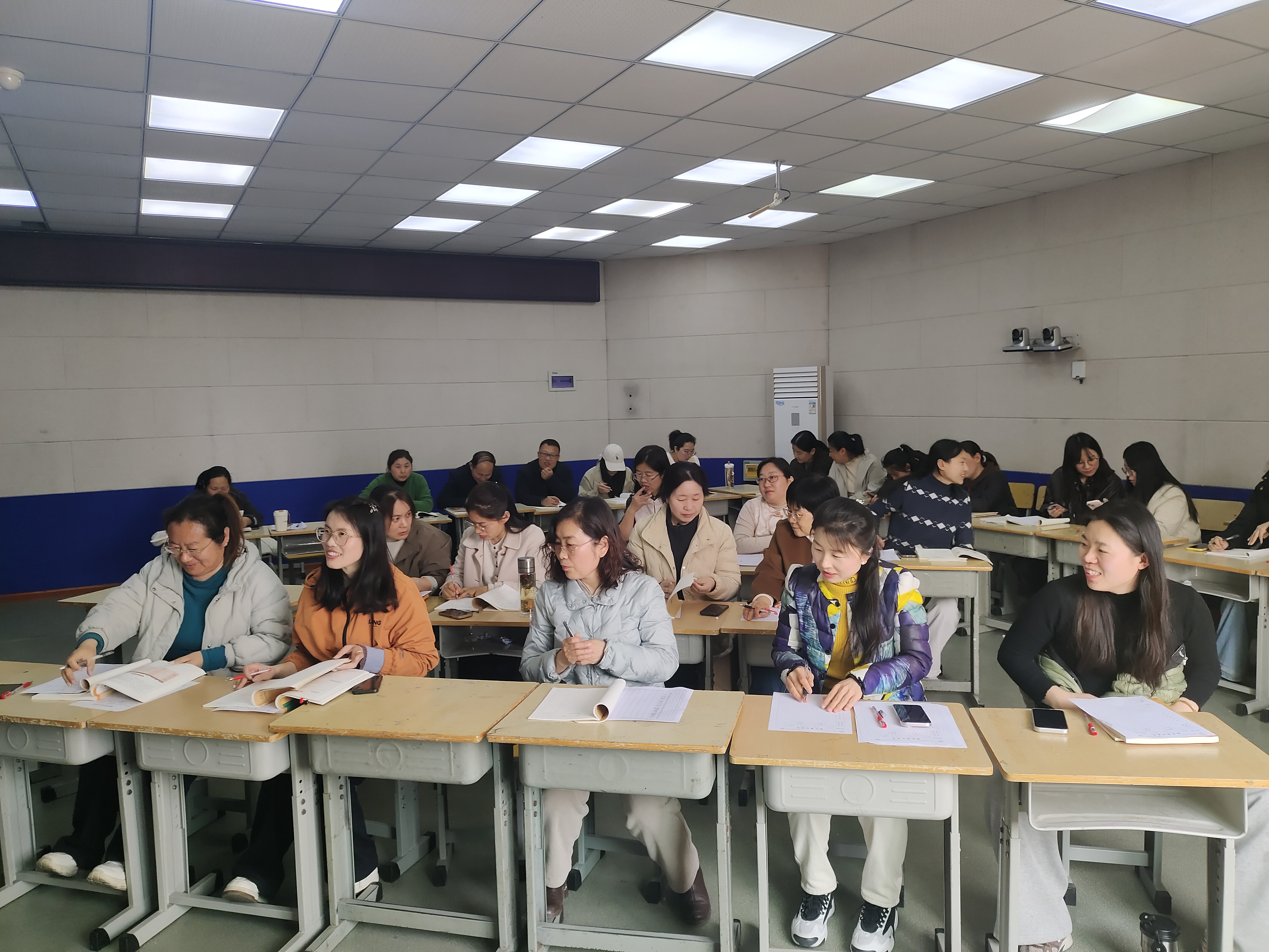 平邑兴蒙学校举办语文教师基本功大赛磨课活动(图1) 平邑兴蒙学校举办语文教师基本功大赛磨课活动(图1)