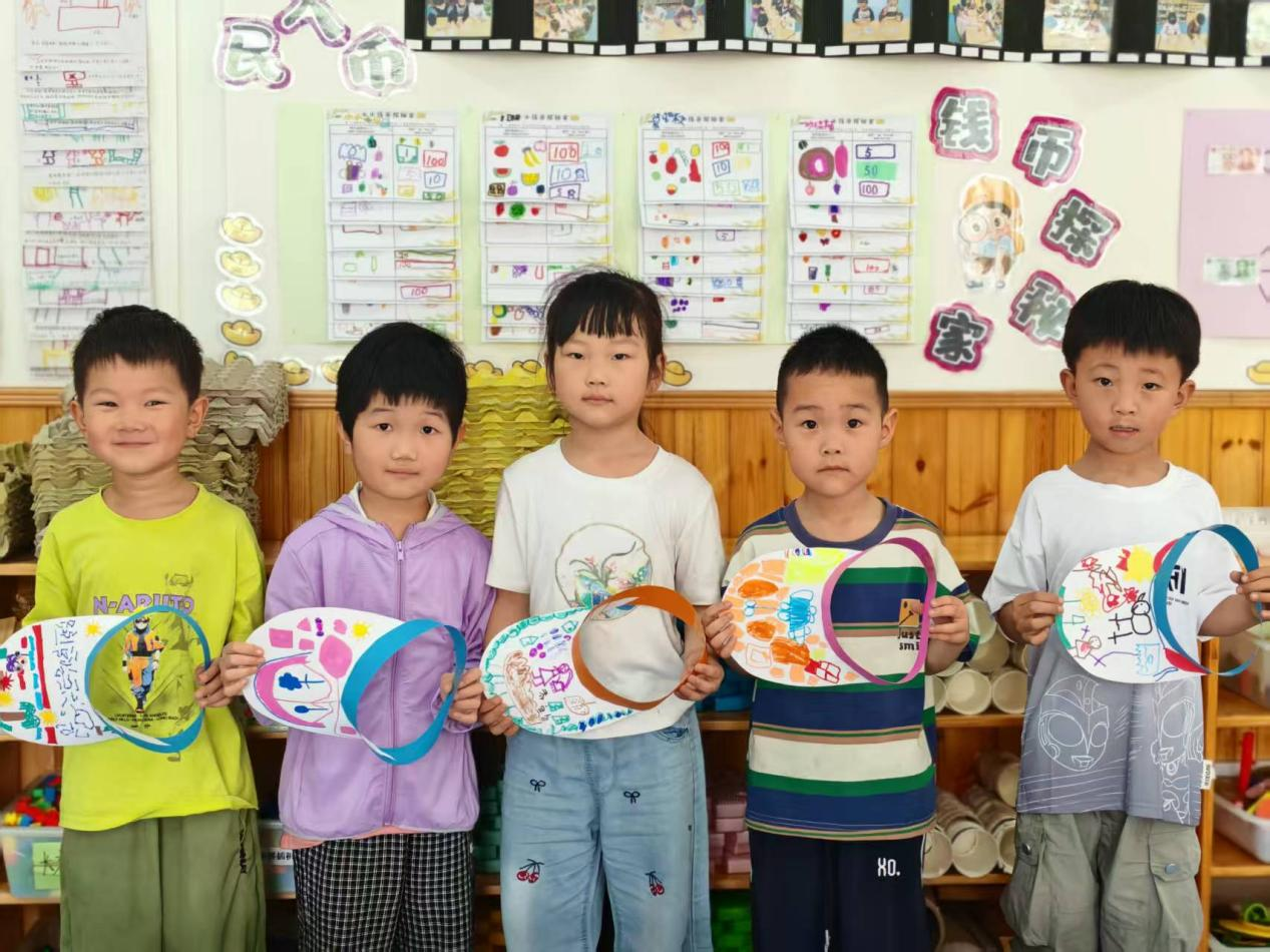 平邑县丰阳镇中心幼儿园开展遮阳帽手工活动(图2)