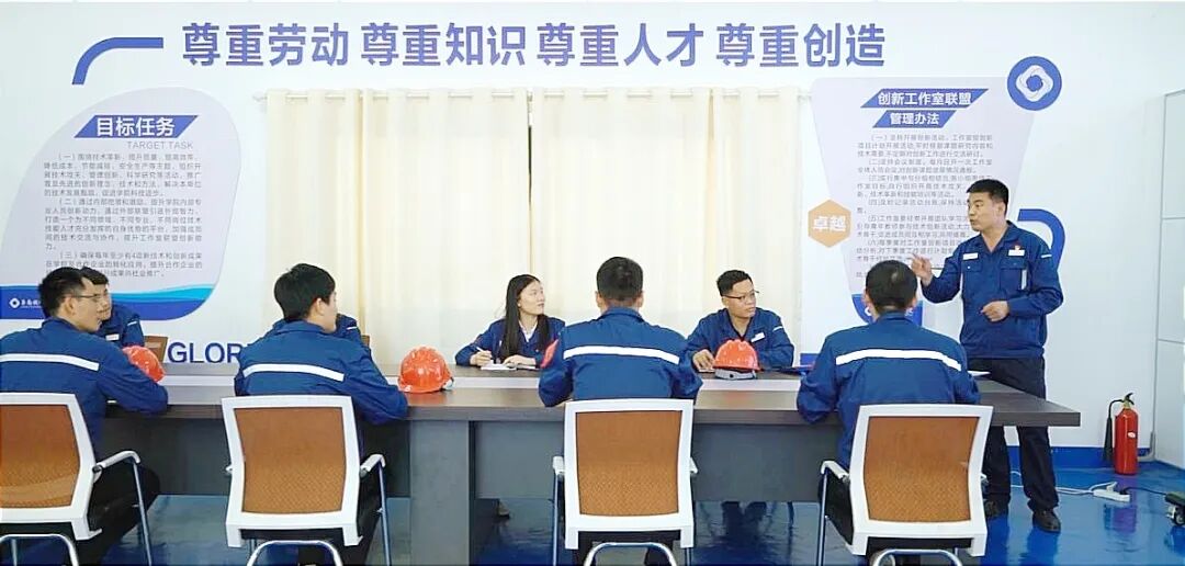 【工会工作】匠心智造传技艺 三尺讲台育新人(图2)