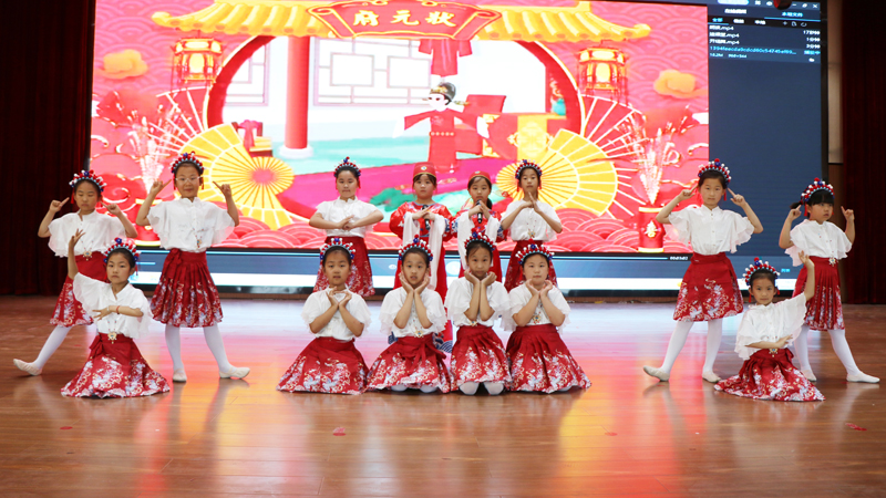 【戏剧展演】平邑县实验小学《女驸马》荣获县戏剧大赛佳绩(图2)