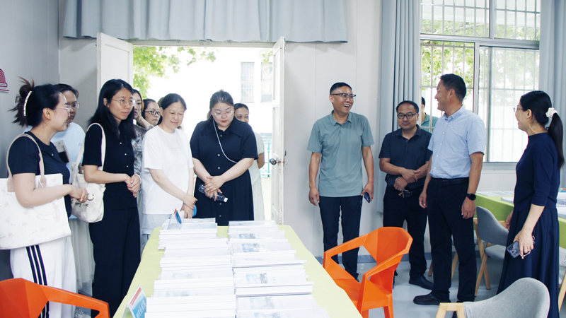 校际交流共成长 精细管理促提升------平邑思源实验学校赴县实验小学学习交流(图1)