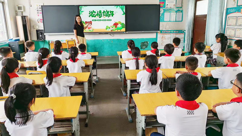 【校园动态】平邑县实验小学文化路校区端午实践育人润童心(图1)