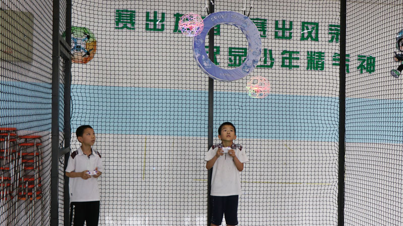 【AI赛事】平邑县实验小学第三校区成功举办首届"校长杯"无人机足球赛(图2)