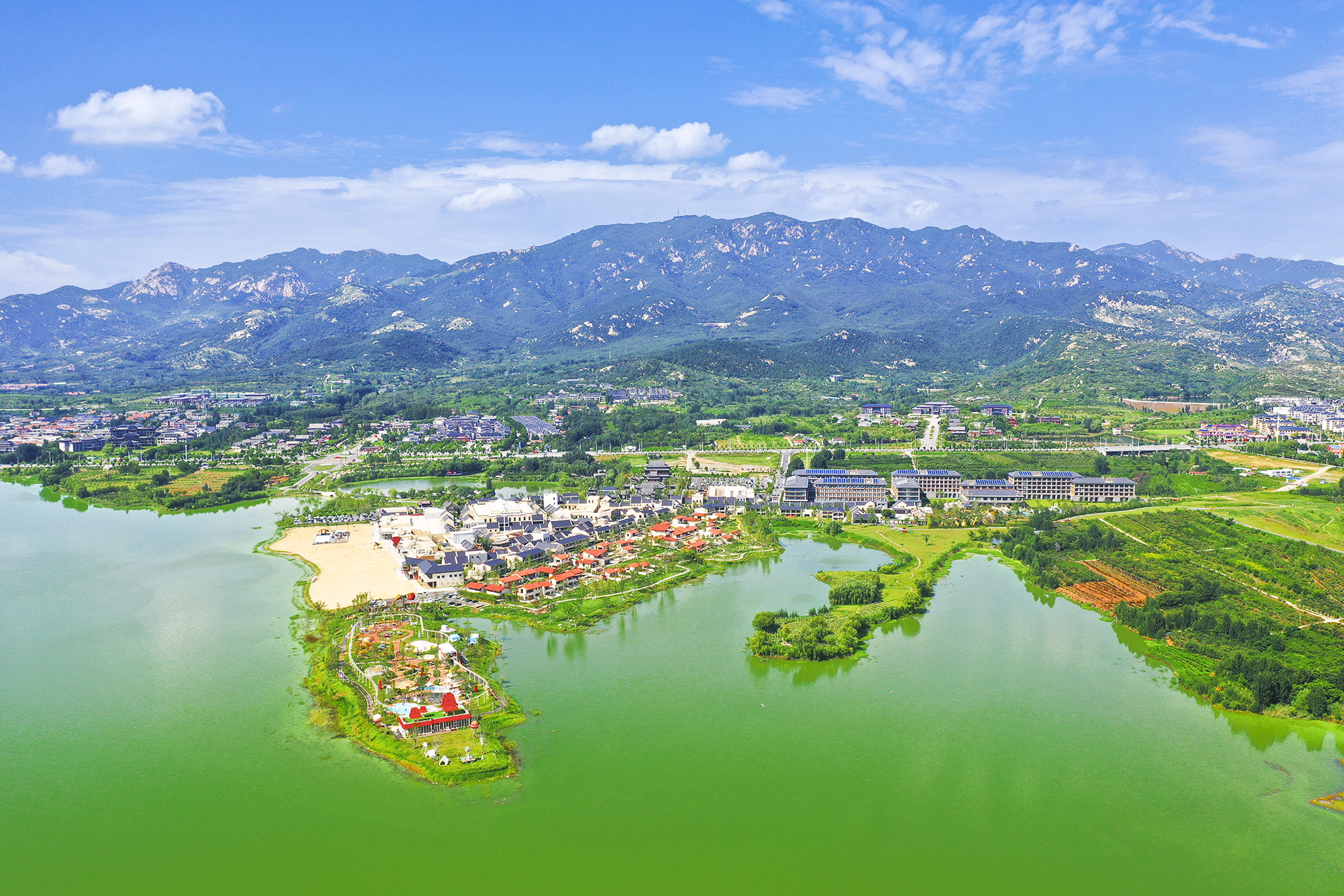 蒙山脚下“有温度的童话世界”——萌童奇遇乐园(图1) 蒙山脚下“有温度的童话世界”——萌童奇遇乐园(图1)