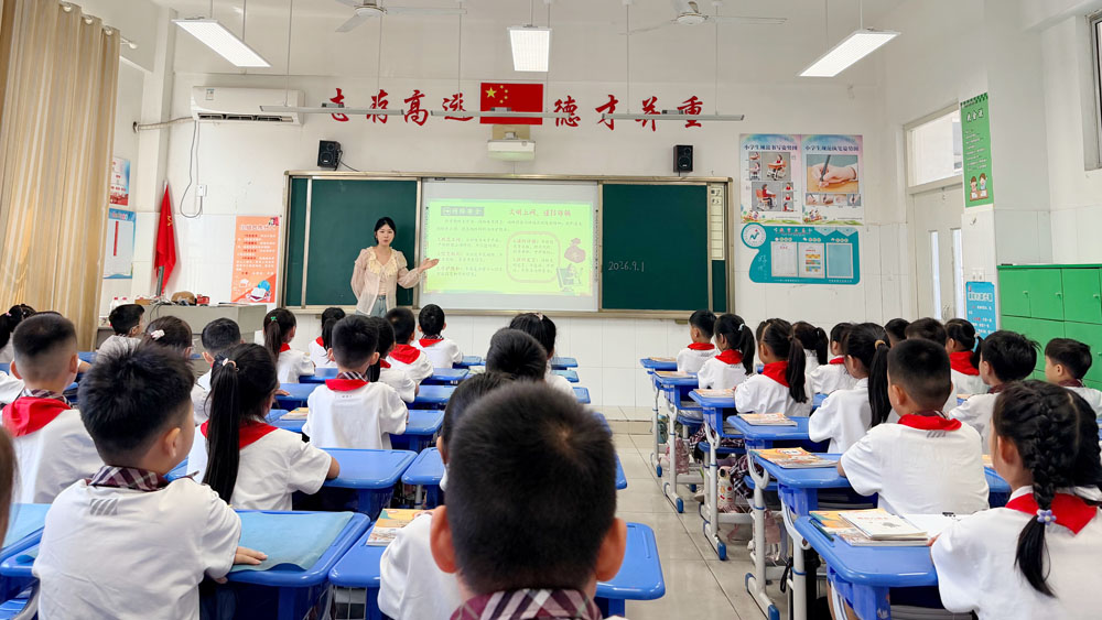 【县区前沿】平邑县实验小学2026年秋季开学啦！(图4)
