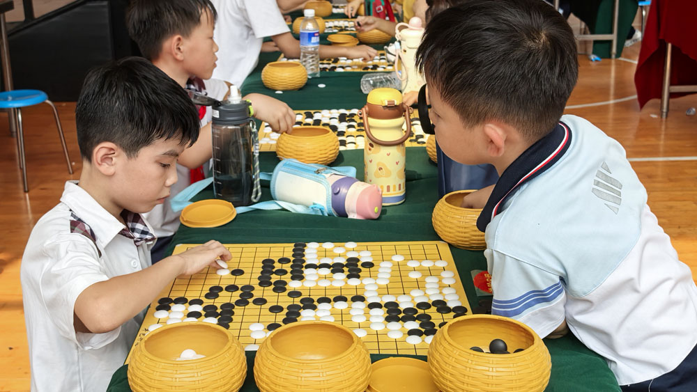 【棋艺赛事】以棋育人结硕果！平邑实小围棋联赛夺魁(图3)