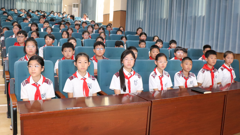 老党员王龙基走进平邑县实验小学第三校区传承红色基因(图6)
