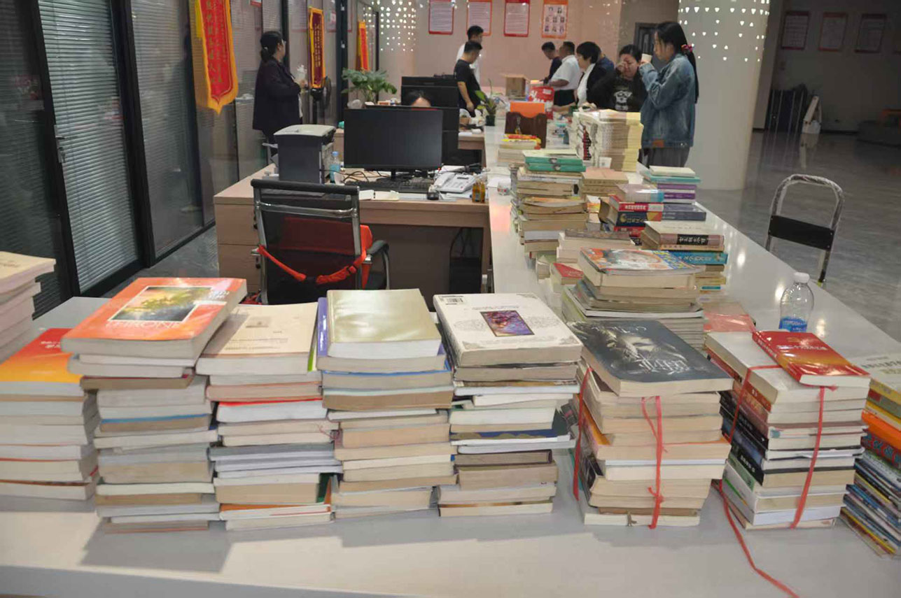平邑县总工会丨践行图书共享理念 打造职工精神家园(图4)