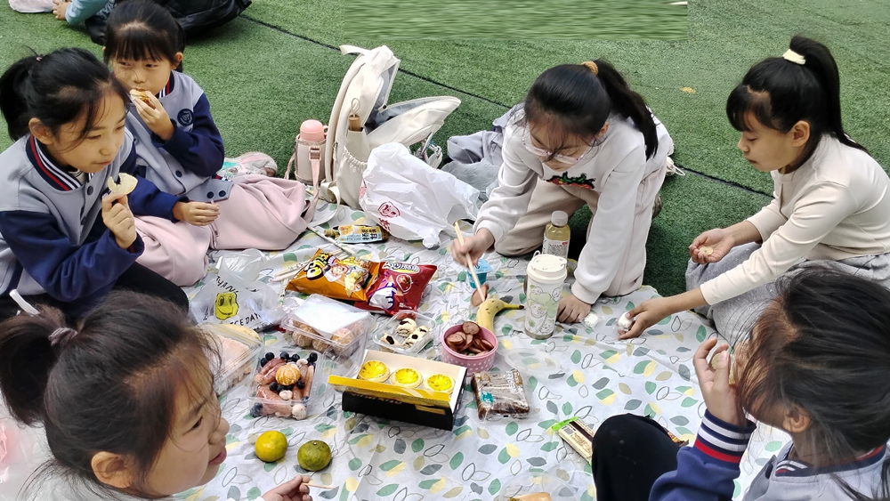 【家校美食】平邑兴蒙学校“舌尖上的新生态”美食节热闹开场(图5) 【家校美食】平邑兴蒙学校“舌尖上的新生态”美食节热闹开场(图5)