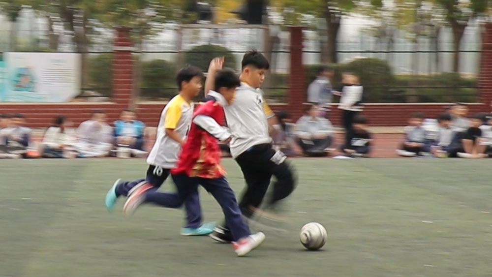 【足球赛事】平邑县第三实验小学“校长杯”激发校园足球热情(图3)